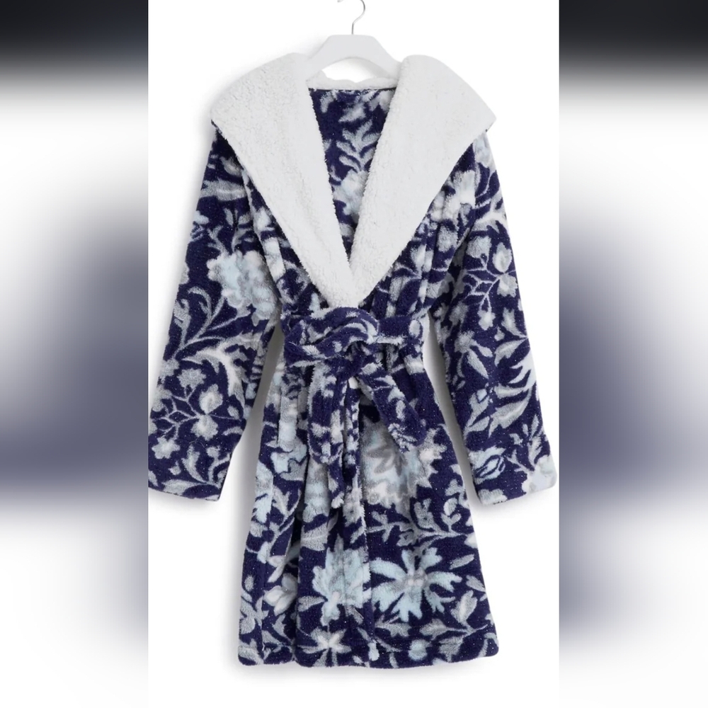 Vera Bradley Plush Shimmer Cozy Life Robe Sz L-XL  Frosted Lace Navy NWT